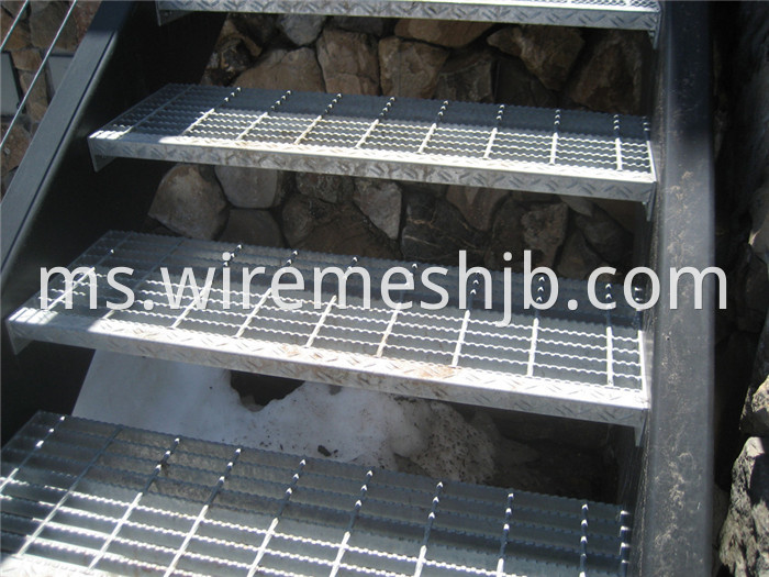 Steel Grating Stair Tread